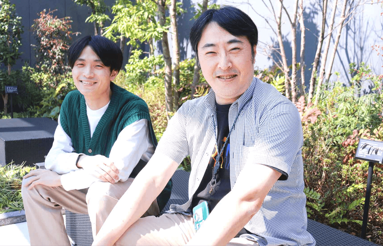 対談する宮武と酒井